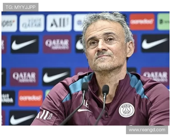 路易斯恩里克：球队氛围极佳，队员们都在鼓励我发挥核心作用