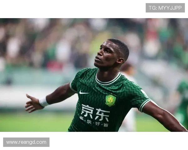 马马杜深情告白重返工体之旅永远热爱与尊重北京国安球迷 - 副本